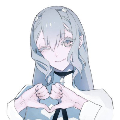 职校门口排起长队